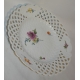 Assiette ajourée, en porcelaine de Meissen.