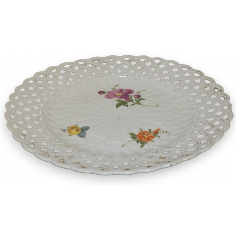 Assiette ajourée, en porcelaine de Meissen.