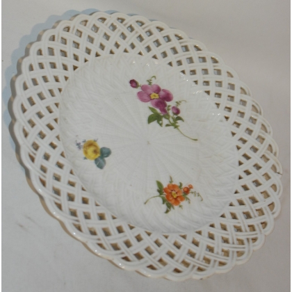 Assiette ajourée, en porcelaine de Meissen.