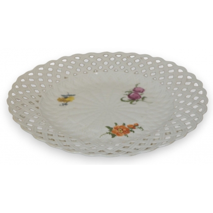 Assiette ajourée, en porcelaine de Meissen.