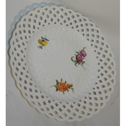 Assiette ajourée, en porcelaine de Meissen.