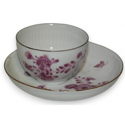 Bol et sous-tasse, en porcelaine de Meissen.