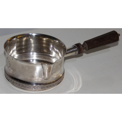  Casserole de table en argent sur  Moinat SA  - Antiquités décoration