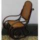 Mecedora de THONET de madera termoformada