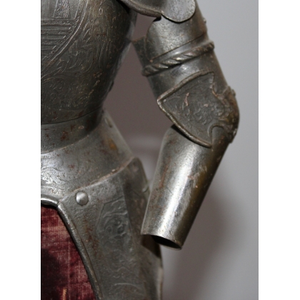 Neo-Gothic scale model of a suit of medieval armour at  Moinat SA  - Antiques and home décor