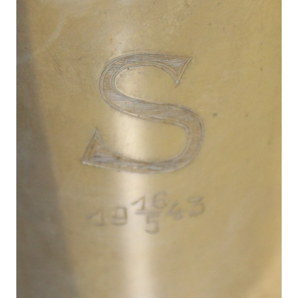  Gobelet en argent "S" daté 16.5.1943 sur  Moinat SA  - Antiquités décoration