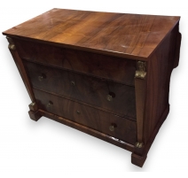 Commode Directoire en noyer à Cariatides