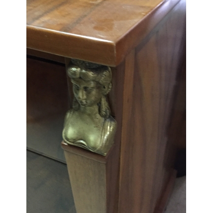  Commode Directoire en noyer à Cariatides sur  Moinat SA  - Antiquités décoration