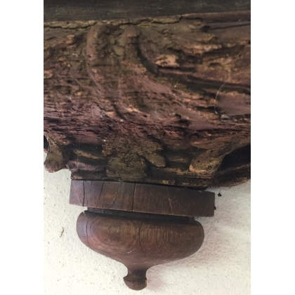 Carved wooden console table by Moinat SA – Antiques and home décor