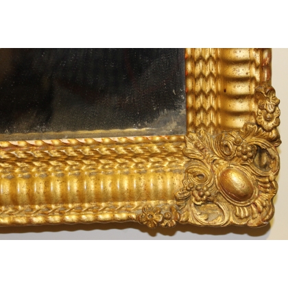  Miroir Napoléon III rectangulaire en bois doré sur  Moinat SA  - Antiquités décoration