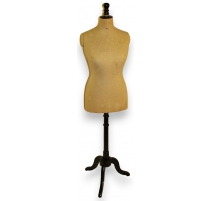 Mannequin en tissu sur support en bois