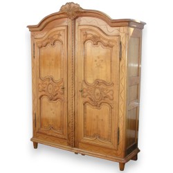  Armoire fribourgeoise, 2 portes, décor oiseaux sur  Moinat SA  - Antiquités décoration