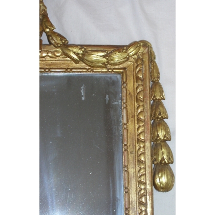  Miroir Louis XVI, fronton cassolette. sur  Moinat SA  - Antiquités décoration