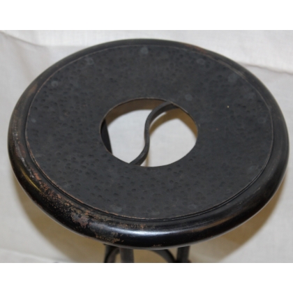 Lot de 3 tabourets en fer forgé