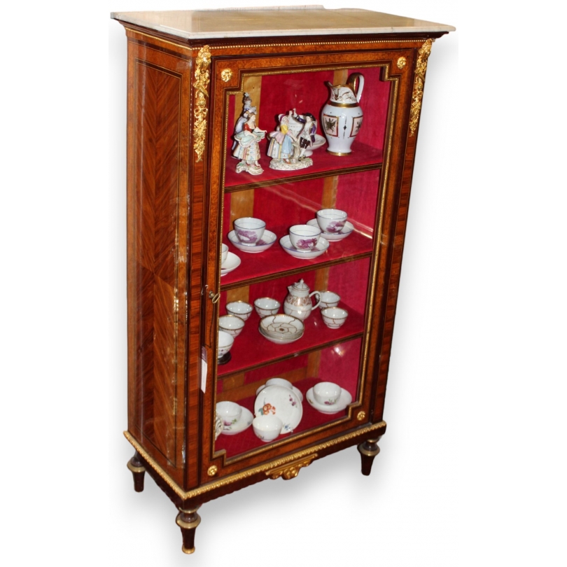 Napoleon III cabinet with gild