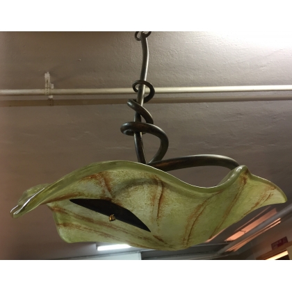 Suspension \"Feuille\" en verre et fer doré