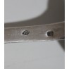  Cuillère à saupoudrer en argent, * N V * sur  Moinat SA  - Antiquités décoration