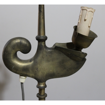  Lampe à huile en laiton sur  Moinat SA  - Antiquités décoration