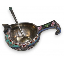 Kovsch and enamel spoon.