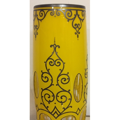  Vase de bohème, cristal taillé jaune avec overlay sur  Moinat SA  - Antiquités décoration