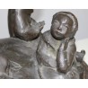 Groupe en bronze \"Enfants écoutant la mandoline\"