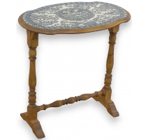 Table ovale "Découpage".