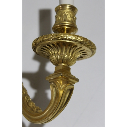 Pair of Louis XVI-style wall sconces in gilded bronze by  Moinat SA  - Antiques and home décor