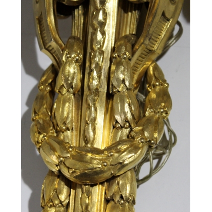 Pair of Louis XVI-style wall sconces in gilded bronze by  Moinat SA  - Antiques and home décor