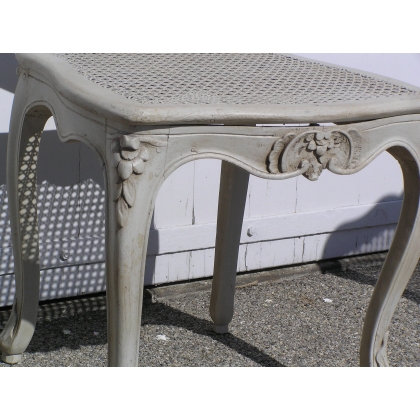 Set of 6 Regency chairs. Available from Moinat SA – Antiques and home décor