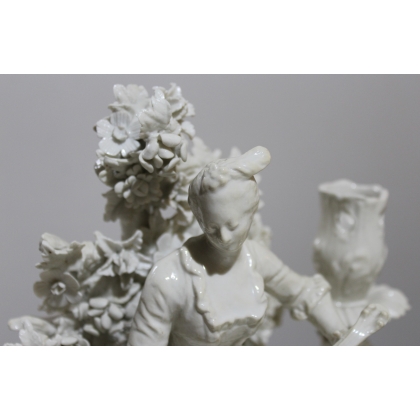 Pair of Chelsea porcelain candlesticks from Moinat SA – Antiques and home décor