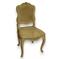 Paire de chaises Louis XV laquées et cannées.