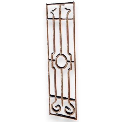  Grille en fer forgé sur  Moinat SA  - Antiquités décoration