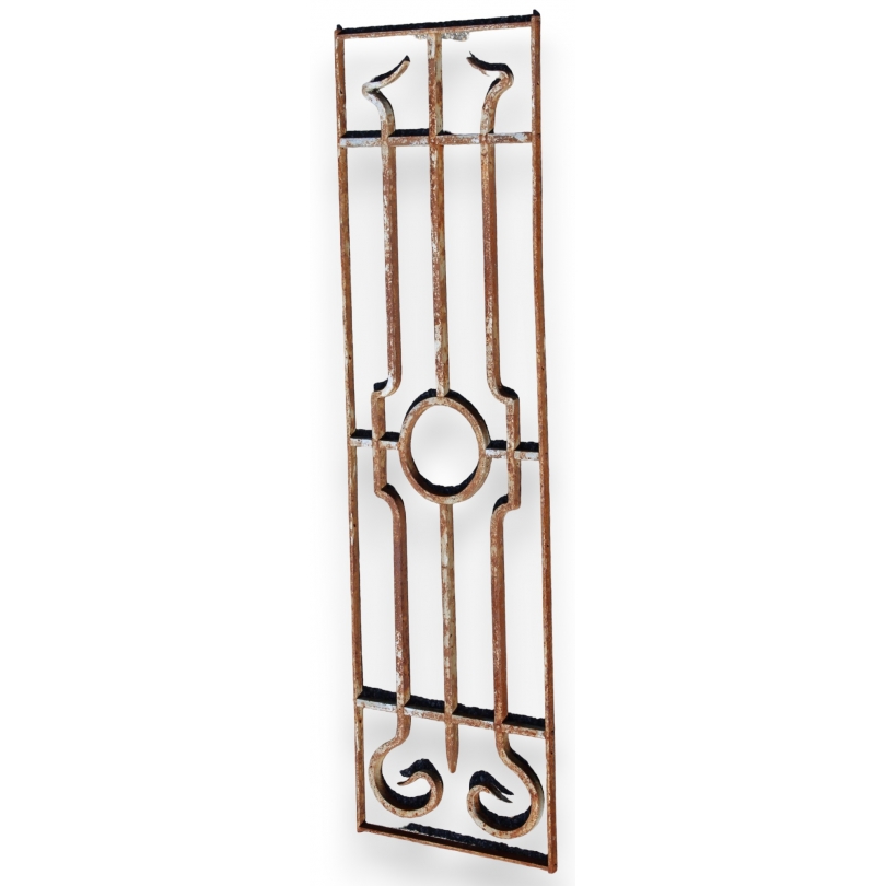  Grille en fer forgé sur  Moinat SA  - Antiquités décoration
