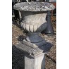  Vasque en pierre de Vicenza sur un socle sur  Moinat SA  - Antiquités décoration