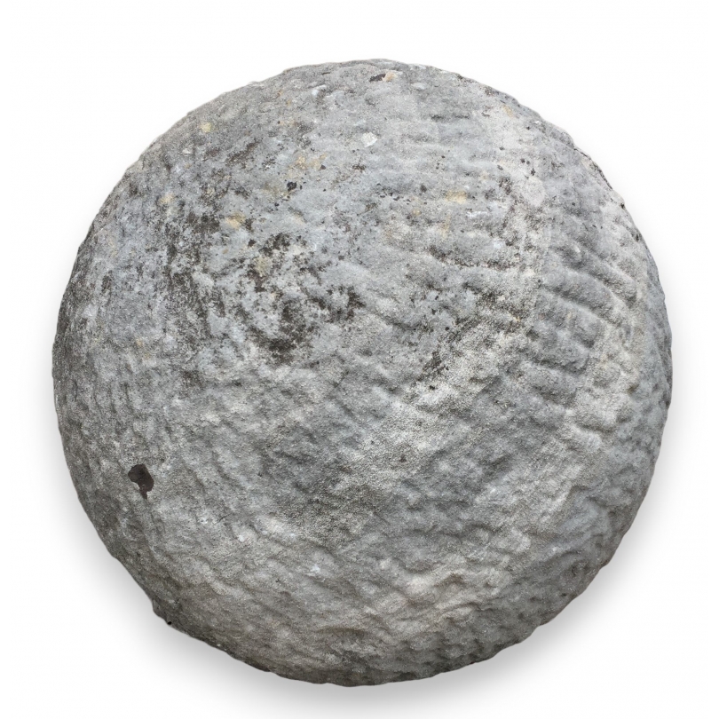  Boule en pierre - Grande sur  Moinat SA  - Antiquités décoration