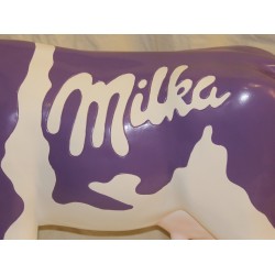 Vache en résine \"Milka\"