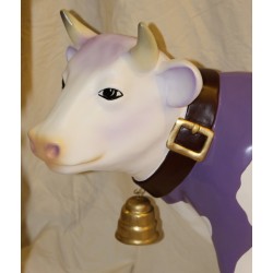 Vache en résine \"Milka\"