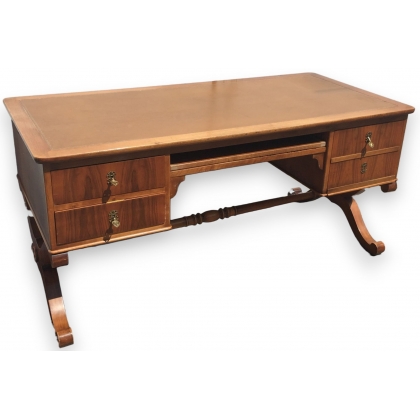 Louis-Philippe-style walnut desk with leather top by  Moinat SA  - Antiques and home décor