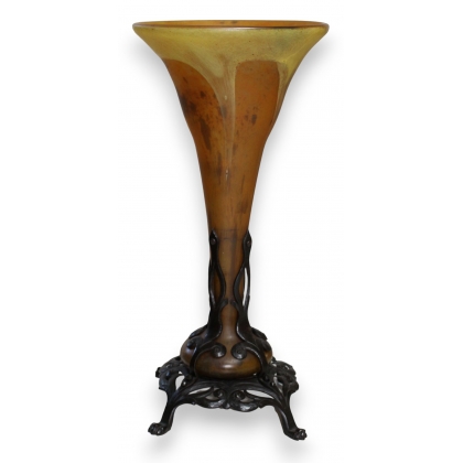  Lampe en pâte de verre et fer forgé SCHNEIDER sur  Moinat SA  - Antiquités décoration