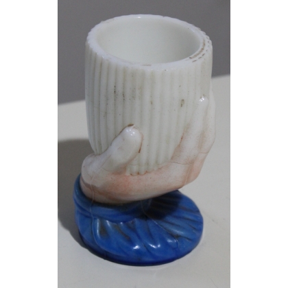 White opaline egg cup, ‘Hand’, from Moinat SA – Antiques and home décor