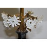  Lampe en bronze et fleurs en porcelaine sur  Moinat SA  - Antiquités décoration