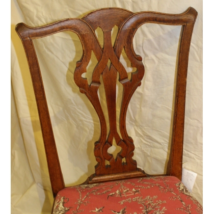 Suite de 8 chaises anglaises chippendale