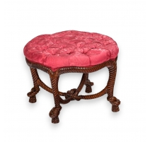 Tabouret simulant des cordes, soie rouge capitonné
