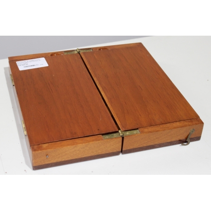 Jeu d\'échec de voyage en bois
