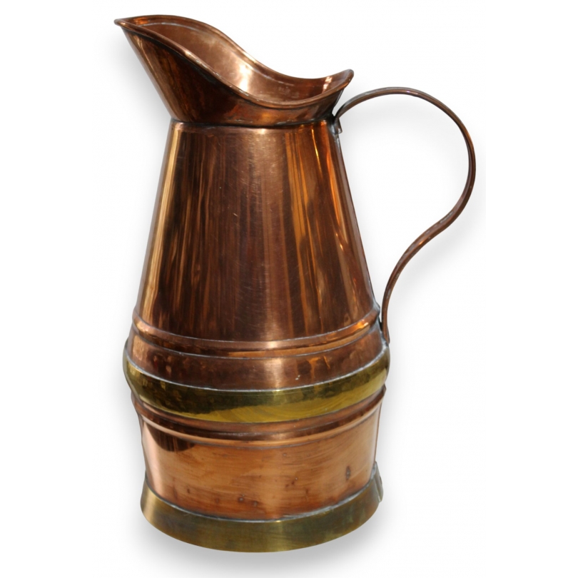 Copper and brass water jug at  Moinat SA  - Antiques and home décor