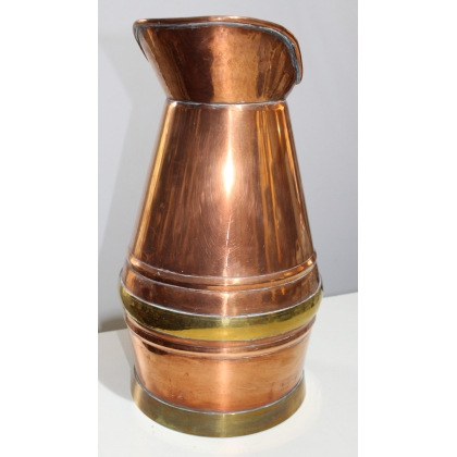 Copper and brass water jug at  Moinat SA  - Antiques and home décor