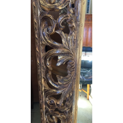  Grand miroir, cadre en bois sculpté doré sur  Moinat SA  - Antiquités décoration