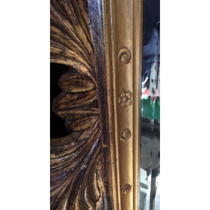  Grand miroir, cadre en bois sculpté doré sur  Moinat SA  - Antiquités décoration