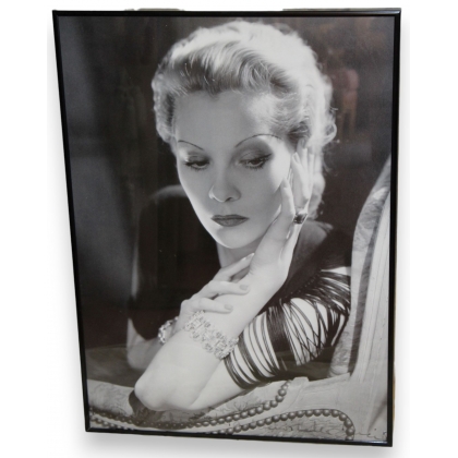  Poster encadré "Natalie Paley" pour Cartier sur  Moinat SA  - Antiquités décoration