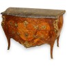  Commode Louis XV galbée à 2 tiroirs sur  Moinat SA  - Antiquités décoration